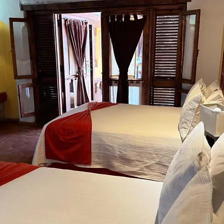 La Joyita Cuernavaca (Adults Only) Hotel Room photo